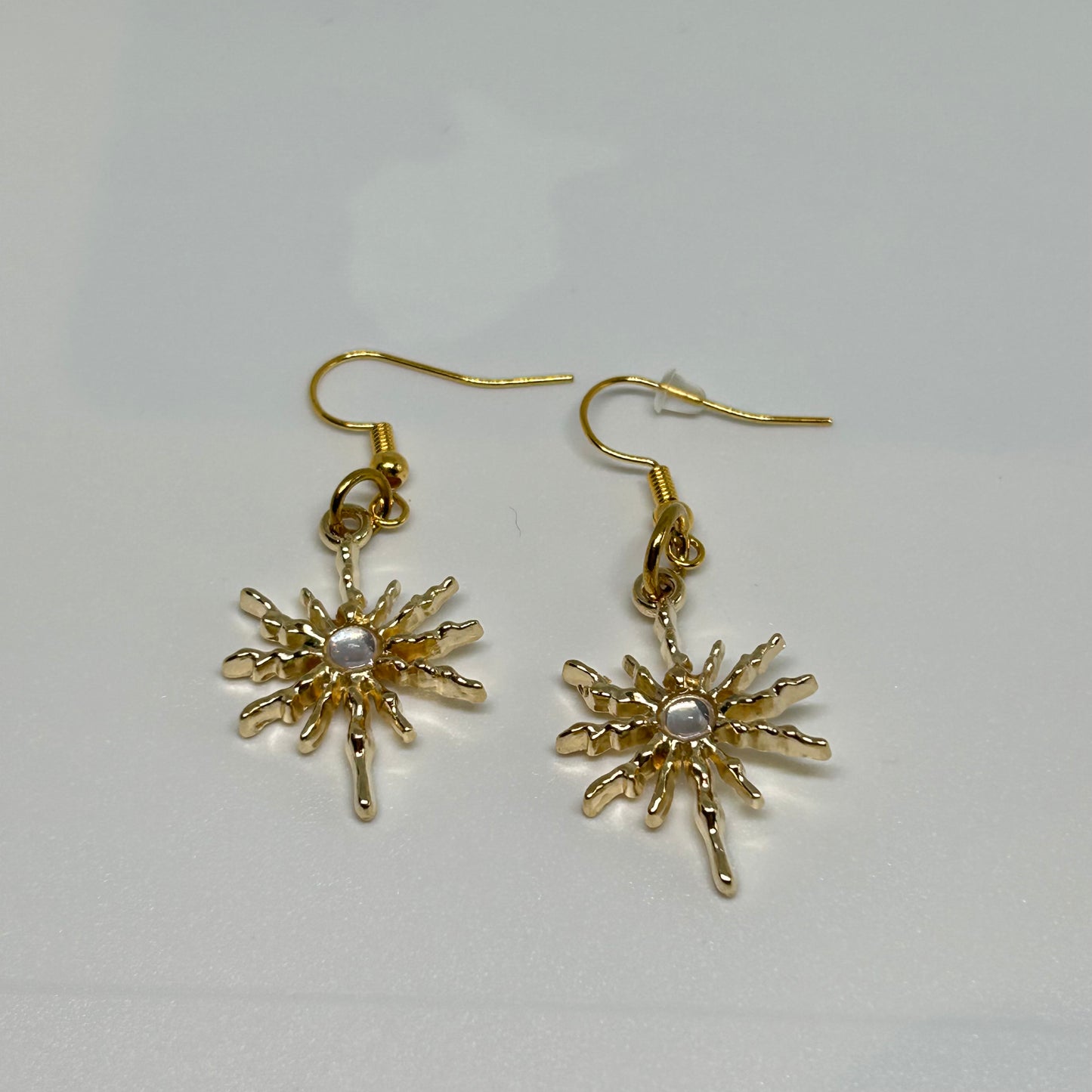 Starlight gem earring in gold