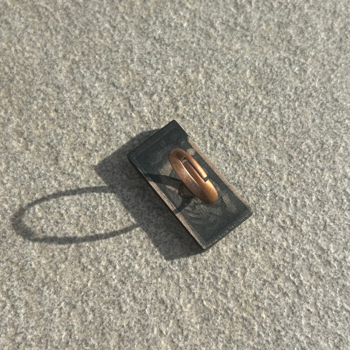 Domino ring