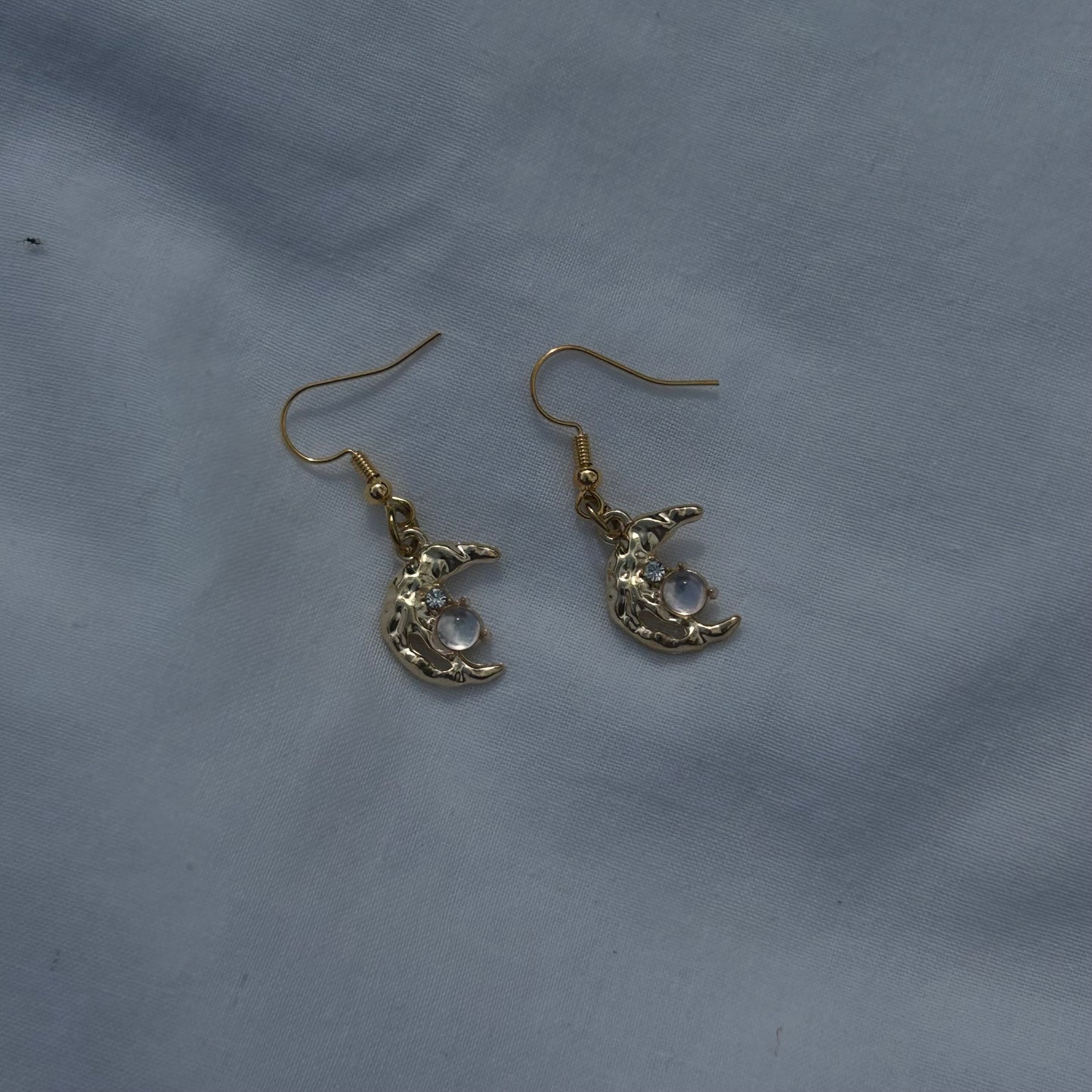 Gold crescent moon