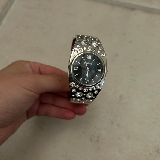 Evoke vintage diamanté open bangle