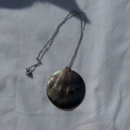 Abalone pendant necklace