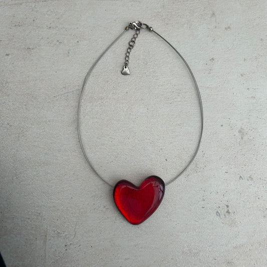 Red vintage wire necklace