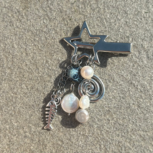 Spiral star hair clips