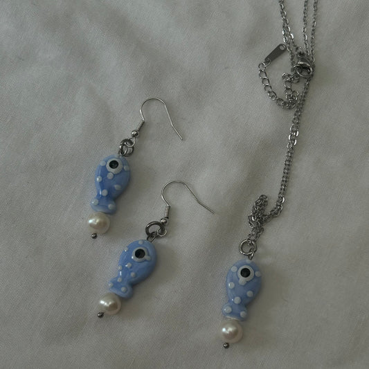 blue polka dot ceramic fish set