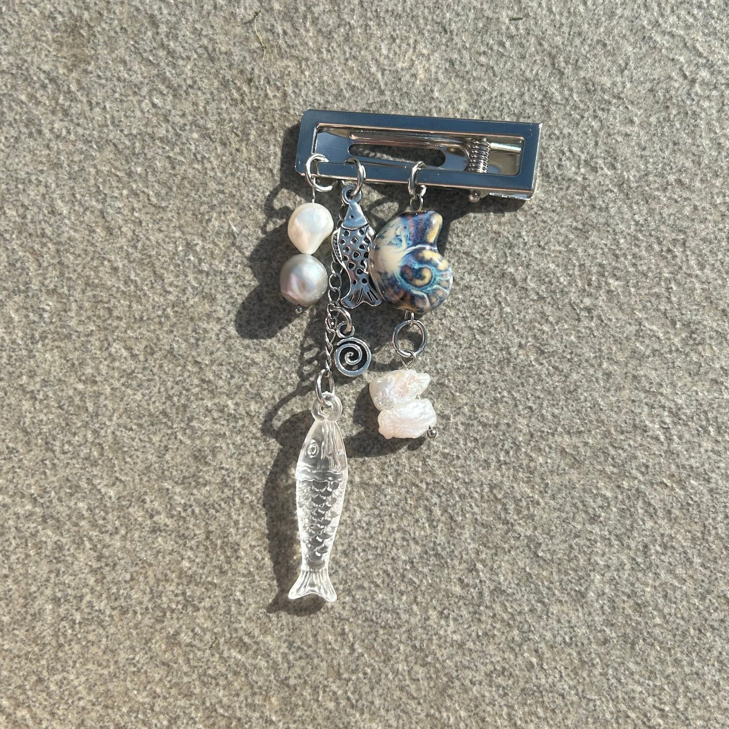 Shell and fish hair clip