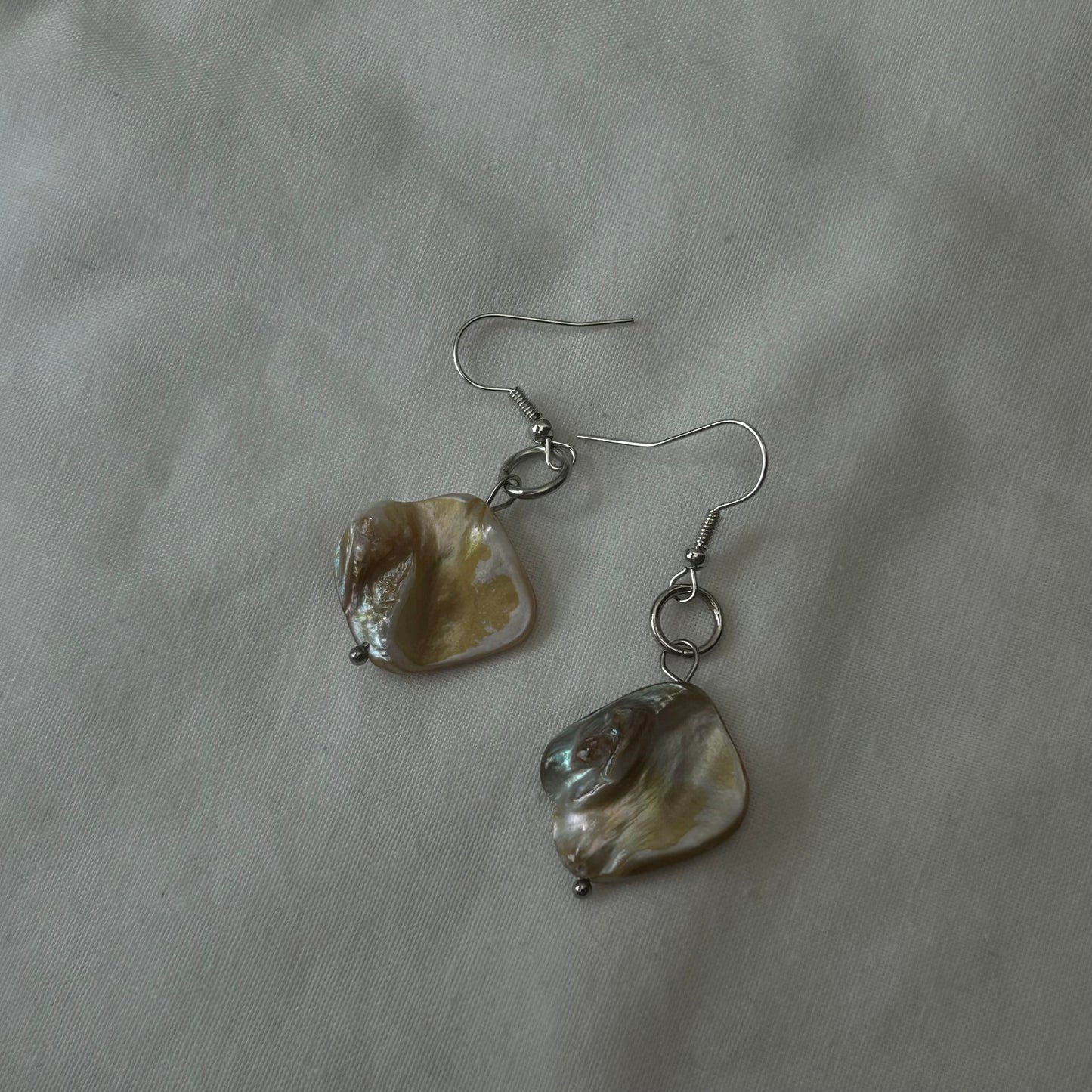 Mother of pearl shell earrings