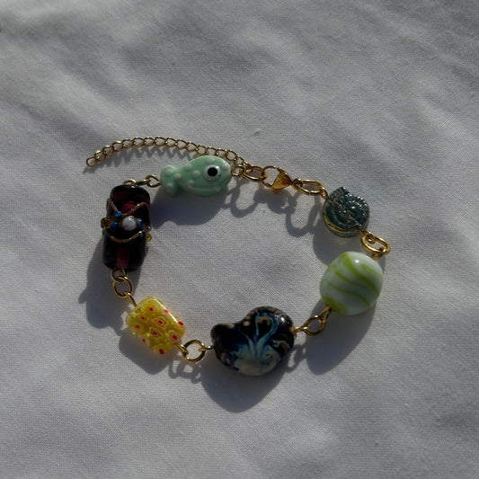 Shell beaded bracelet
