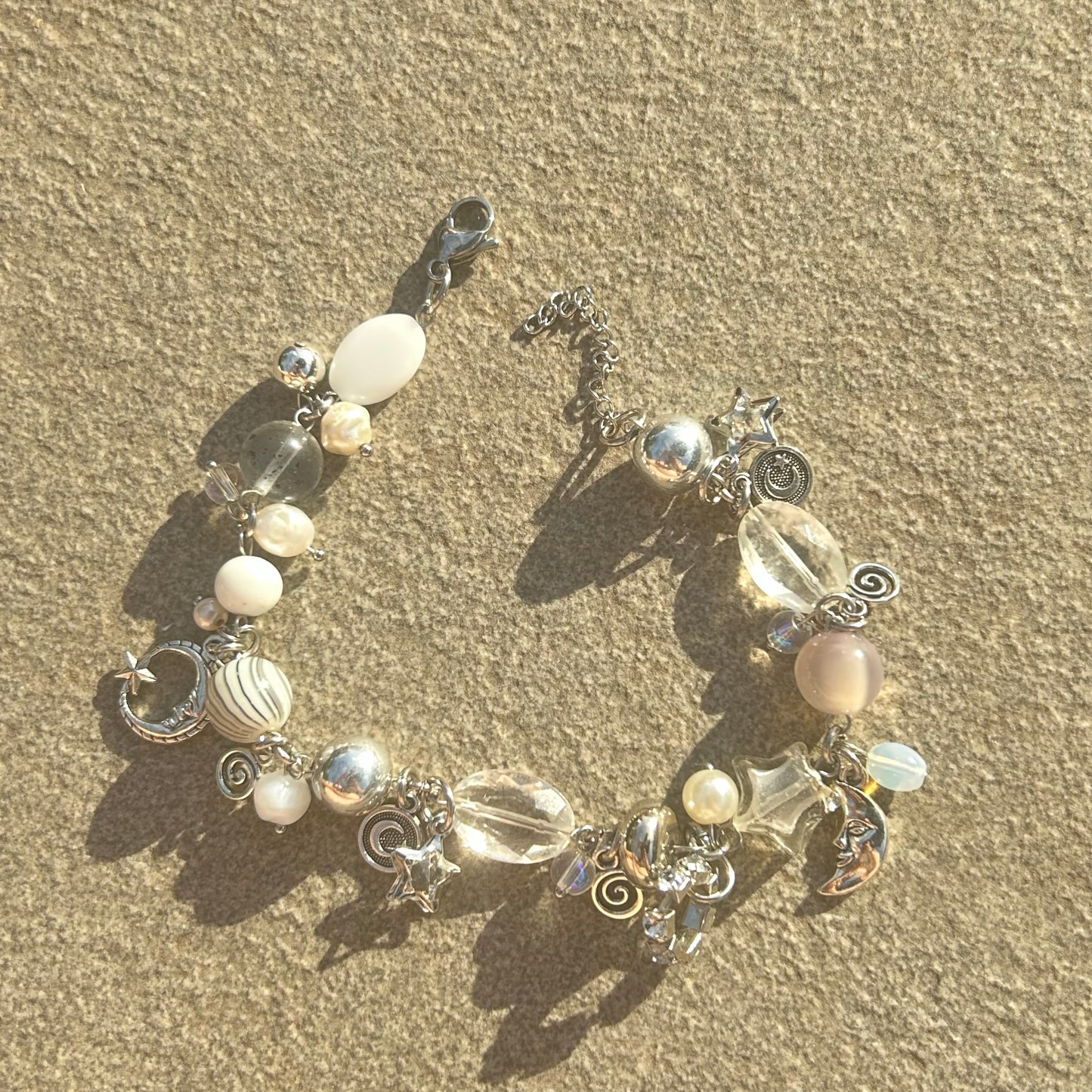 Shell and white beaded anklet