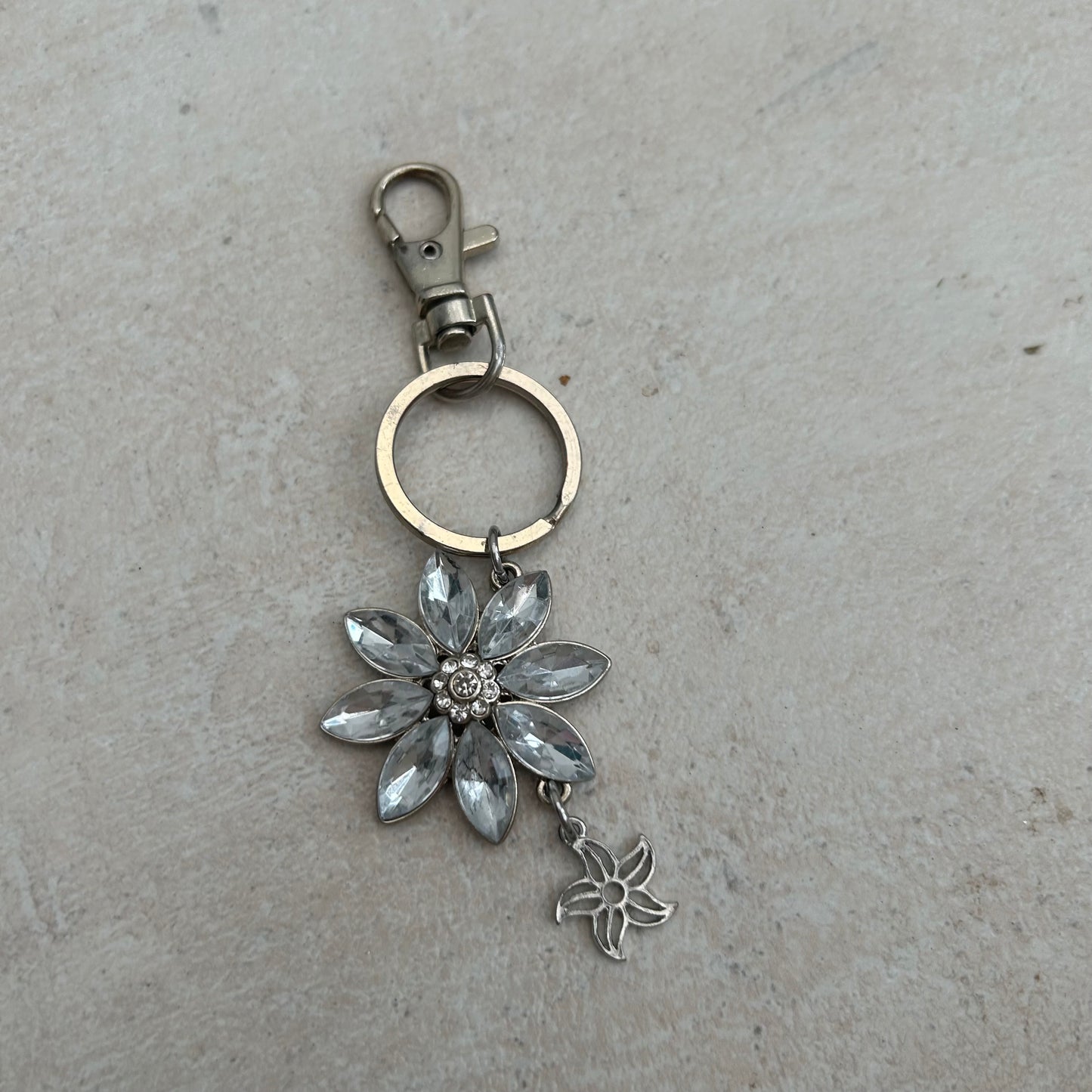 Flower keyring