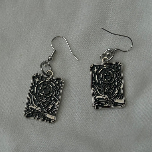 The star tarot earrings