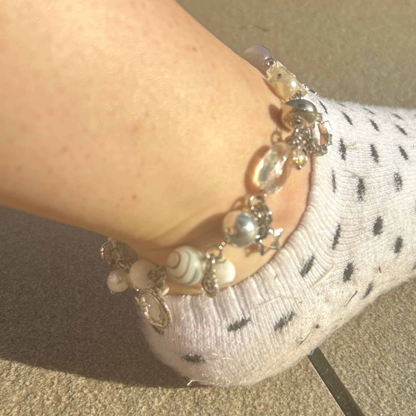 Shell and white beaded anklet