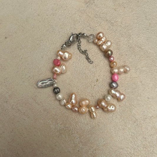 Dorothy bracelet