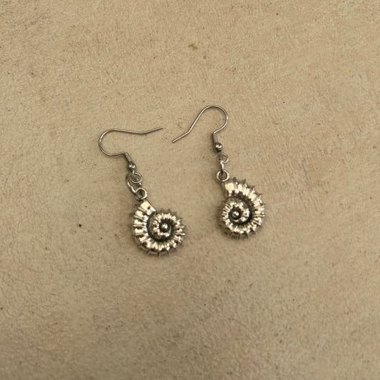Shell earrings