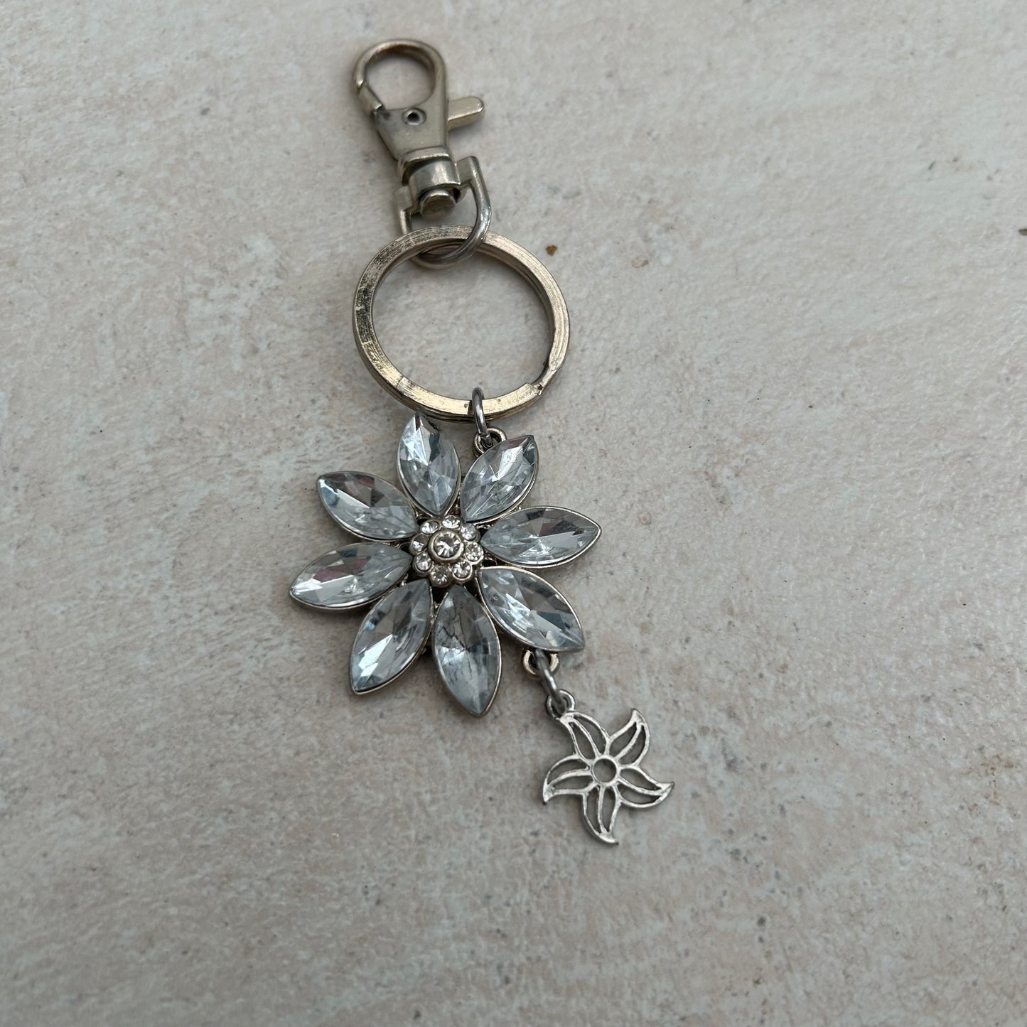 Flower keyring