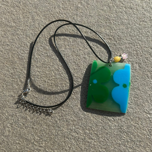 Green acrylic floral necklace