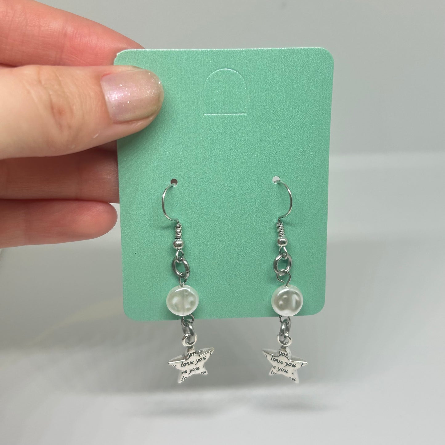 Love you star & faux pearl earrings