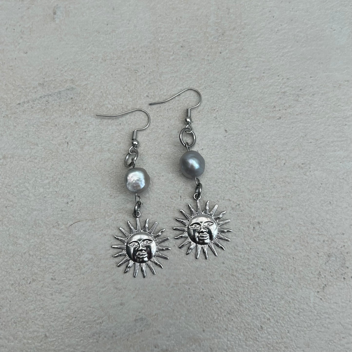 Freshwater pearl sun earrings