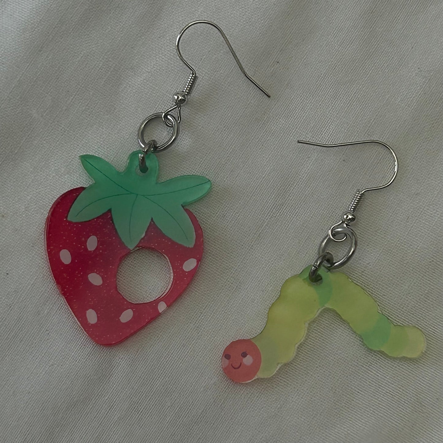 Strawpillar earrings