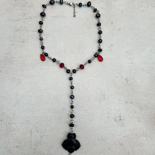 "Taron" spider necklace