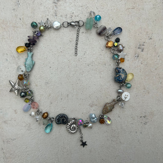 cluster fish necklace